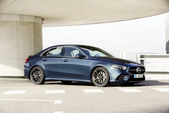 메르세데스-벤츠 Mercedes-AMG A-Class 세단 외관
