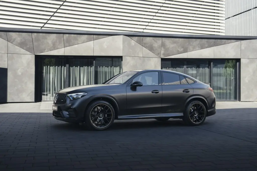 메르세데스-벤츠 Mercedes-AMG GLC Coupé SUV 외관